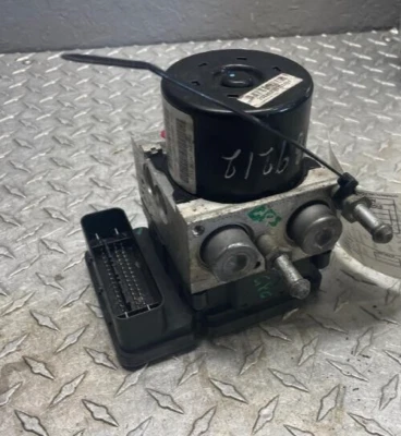 Dodge Caravan Chrysler Town & Country 2008 conjunto de bomba de freno ABS original OEM Foto 1 de 4