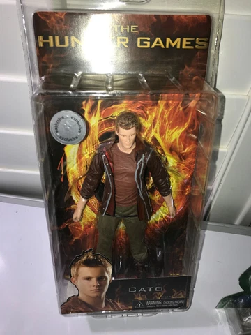 NECA THE HUNGER GAMES CATO ACTION FIGURE (Toys R Us Exclusive) 2012 NEW Cover