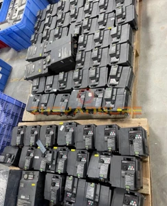 Inversor Mitsubishi FR-F740-S75K-CHT usado 1 pieza - Imagen 1 de 1