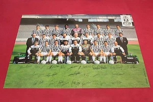 Photo Gigantograph Manifesto HURRA JUVENTUS FORMATION 1991-92 AUTOGRAPHS BAGGIO - Picture 1 of 1