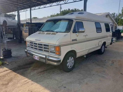 Luz trasera lámpara lente DODGE VAN 250 SERIES lado del conductor 83 84 Foto 1 de 4