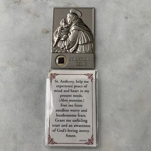 Vintage Catholic St Anthony Pressed Medal Plaque With Relic - Picture 1 of 3