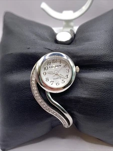Cansnow Womens Silver Bangle Quartz Watch New Battery - Picture 1 of 4