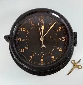 Chelsea Clock Co. Boston Navy Schiffsuhr Bakelit 7,75" Zifferblatt Militärzeit mit Schlüssel - Bild 1 von 22