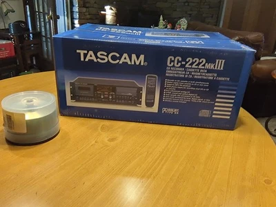 TASCAM CC-222MKlll Cd Recorder/Cassette Deck with a pack of blank cds - Image 1 of 4