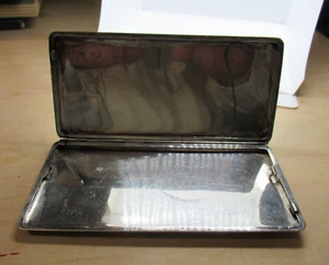 Portasigarette grande vintage argento con sistema di blocco scorrevole argento 950, 237 grammi - Foto 1 di 6