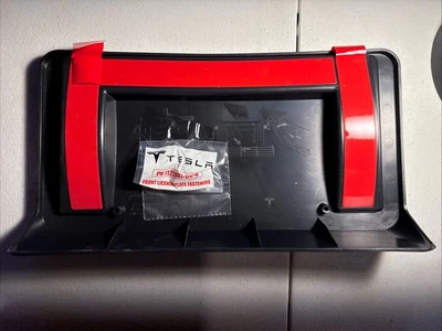 Soporte de matrícula de parachoques delantero OEM 2017-2023 Tesla Modelo 3 1096829-00-G Foto 1 de 2