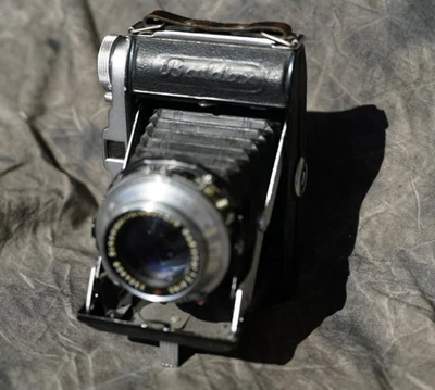 Balda Baldax 6x6 Cámara Plegable Radionar f/2.9 Lente Prontor Obturador Foto 1 de 4