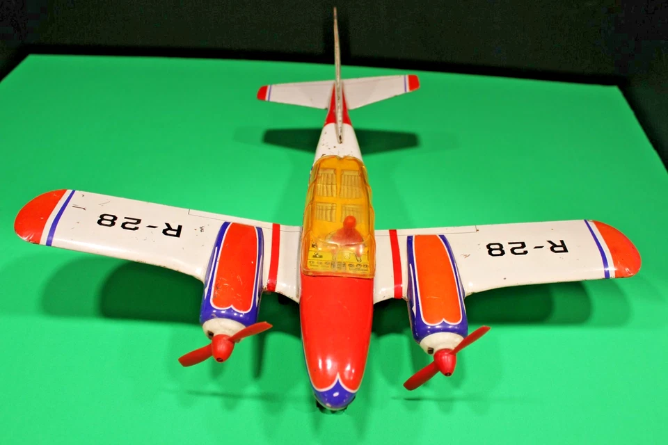 PIPER AZTEC R-28 TIN TOY FRICTION DUAL PROP AIRPLANE, CIRCA 1960 "RICO" SPANISH - Image 1 of 4