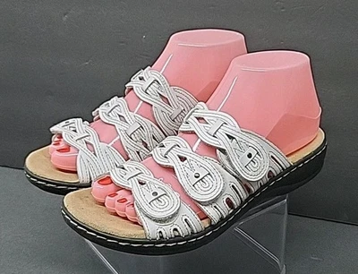 Босоножки женские Clarks Collection Leisa Faye белые кожаные с ремешками. Размер 7 M - Изображение 1 из 4