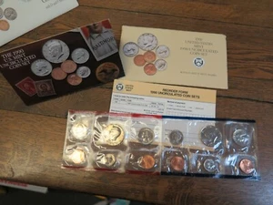 1990 - PHILADELPHIA - DENVER UNITED STATES MINT 10 COINS UNCIRCULATED SET - Picture 1 of 11