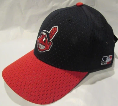 MLB Cleveland Indians Raised Replica Mesh Baseball Hat Cap Style 395 FlexFit M/L - Image 1 of 4