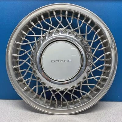 UNO 1991-1993 Dodge Grand Caravan # 486B 15" tapacubos de alambre/cubierta de rueda usado Foto 1 de 4