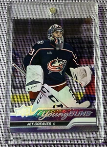 2023-24 Upper Deck Series 1 Hockey YOUNG GUNS ACETATE #246 Jet Greaves CASE HIT. - Foto 1 di 7