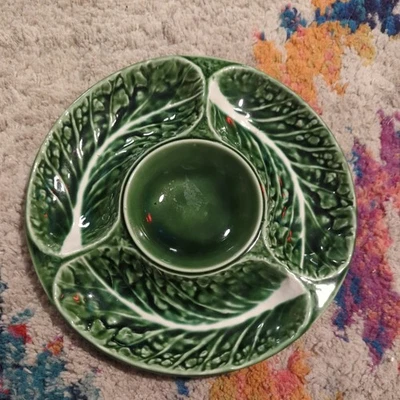 Portugal Cabbageware Serving Bowl Dish Segmented Green Leaf vintage Secla - Image 1 of 4