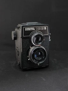 Soviet TLR 6x6 Medium Format Camera Lubitel-166B (NOT WORKING)Perfect for decors - Picture 1 of 5
