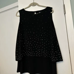Wallis Top Size L - Picture 1 of 5
