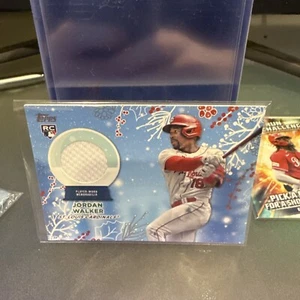 2023 Topps Holiday #RC-JWA Jordan Walker Relics - Picture 1 of 2