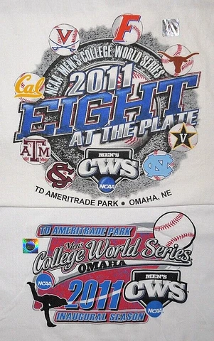 Mens Vintage Lot of 2 2011 NCAA College World Series South Carolina T Shirt XL Cover