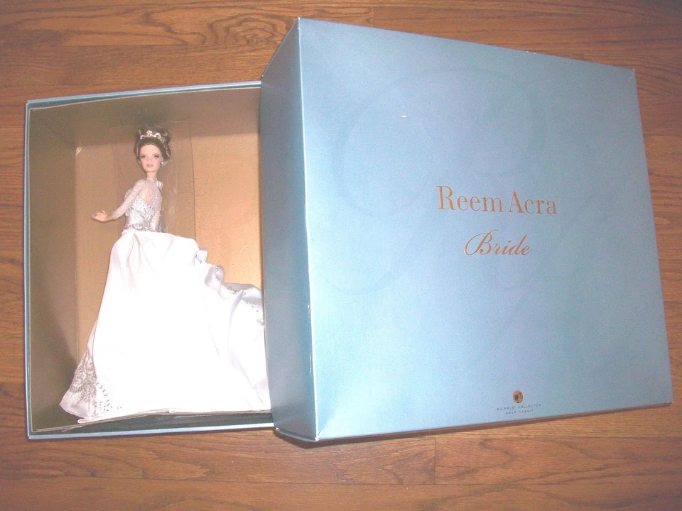 Barbie REEM ACRA BRIDE 2007 etiqueta dorada  Foto 1 de 1