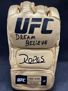 Diego Lopes UFC Champion Gold Autographed Glove W "Viva Mexico Vai Brazil" *PSA* - Picture 1 of 3