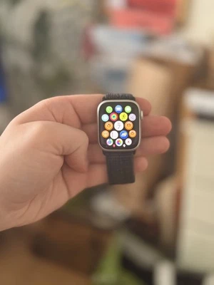 Apple Watch Starlight Series 8 - 41mm GPS/Cellular 4G, Aluminium, Good Condition - Image 1 of 4