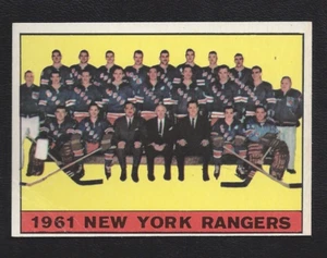 1961 Topps #63 Rangers Team Picture Vintage New York NHL Hockey 1961-62 - Bild 1 von 2