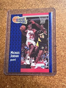 1991-92 Fleer Basketball League Leaders # 220 Michael Jordan - Picture 1 of 2