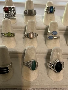 VINTAGE LOT OF 9 'STERLING SILVER/925' ACCENT FASHION RINGS, 40 g - Picture 1 of 13
