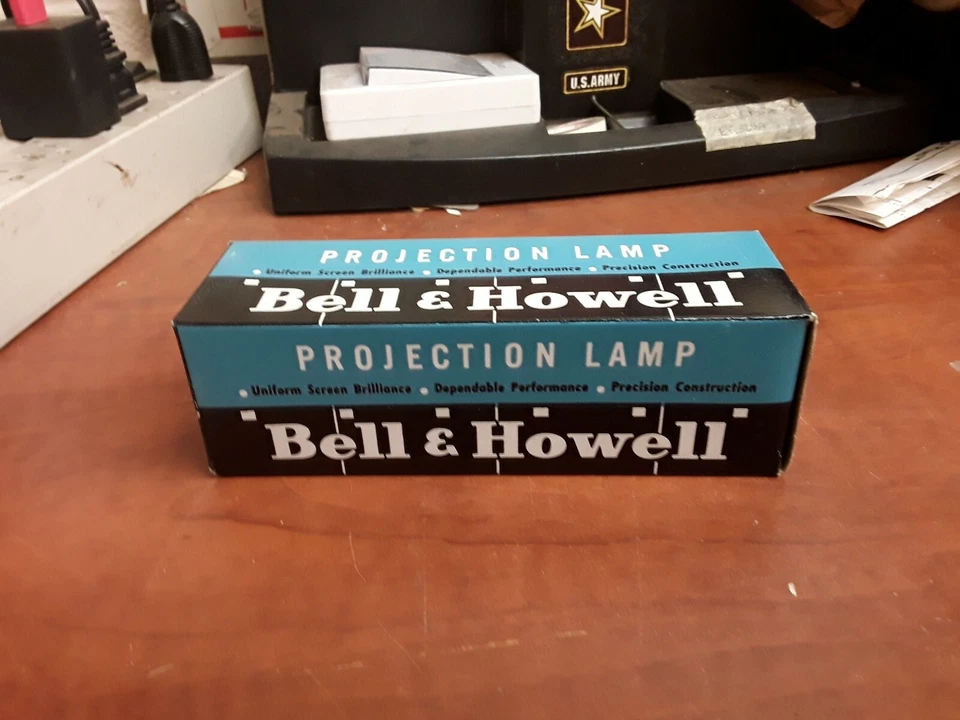Lámpara de proyección Bell & Howell 30789 anillo grande 1000W 125V Foto 1 de 4