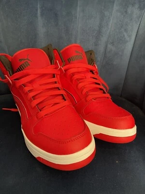Puma Red Hi Tops - Intérêt gay - Photo 1/4
