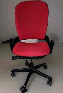 Steelcase Leap V2 ergonomic chair - RED Armless Excellent Condition Office Desk - Picture 1 of 5