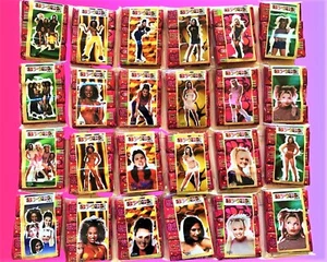 Paquetes de pegatinas de goma burbuja de las Spice Girls (viene 1 pegatina y 3 piezas de goma selladas) - Imagen 1 de 41