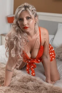 Impresión artística arriesgada foto modelo niña rubia 4x6 A1111 - Imagen 1 de 1