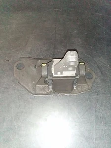 APA/URO Parts Motor Mount Passenger Right Side New RH Hand Volvo 8624509 - Picture 1 of 3