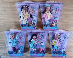 5 BRATZ SLUMBER PARTY DOLLS ~ MEYGAN YASMIN CLOE SASHA JADE ~ Full Line ~ NEW - Picture 1 of 20