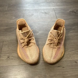 Adidas Yeezy Boost 350 V2 Clay Kanye West EG7490 US 5 Excellent Condition - Picture 1 of 9
