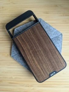 Mous Case for Google Pixel 8 Pro - MagSafe - Limitless 5.0 - Walnut - Used - Photo 1 sur 2