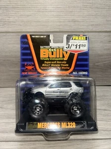1999 New Bright 4X4 BULLY Monster Treads Mercedes ML320 Battery Powered - Picture 1 of 5