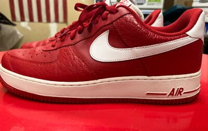 Nike Air Force 1 Rot Ohne Karton Ohne Innensohle - Bild 1 von 8