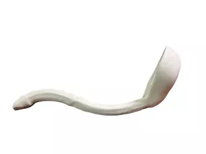 Antico grande mestolo in ferro bianco manico ramo design piatto casetta casale - Foto 1 di 8