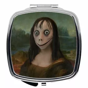 Momo Mona Lisa Kompaktspiegel - Quadratisch oder Rund - Lustig Grusel Pasta Meme Make-up - Bild 1 von 4