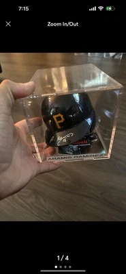 Minicasco de béisbol autografiado por Aramis Ramírez MLB Piratas de Pittsburgh sin certificado de autenticidad Foto 1 de 4