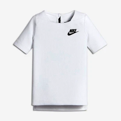 Camisa polar Nike SportsWearTech para niñas en blanco, diferentes tallas Foto 1 de 2