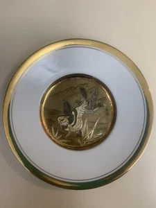 Chokin Holz Enten Teller. Graviert in Metall. Schwerer Goldrand. Made in Japan. - Bild 1 von 3