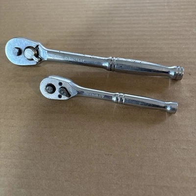 "Trinquetes de accionamiento Stanley Tools de 3/8"" y 1/4"" liberación rápida 7-85-715 y 91-928" Foto 1 de 4