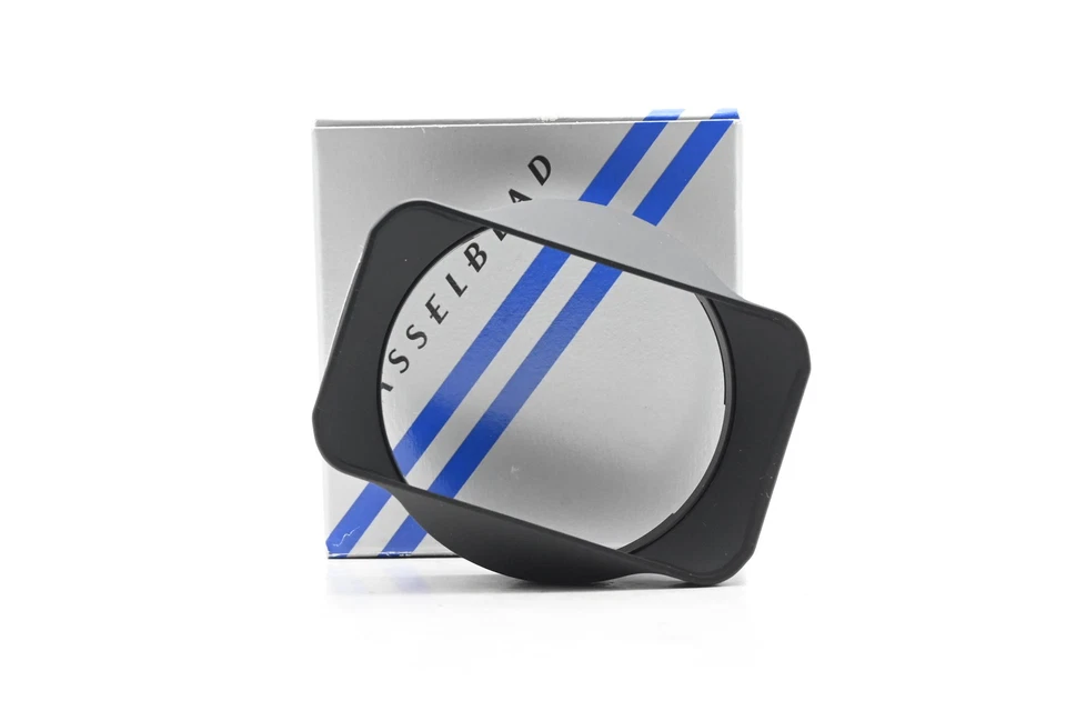 Hasselblad 54406 Lens Hood for XPan 45mm/90mm #084 - Image 1 of 4