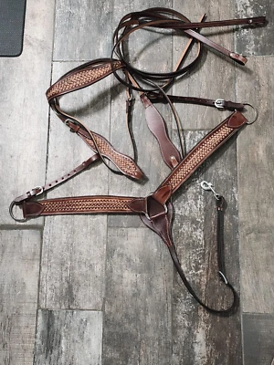 Nuevo conjunto de brida y cuello de pecho Western de cuero con riendas divididas Foto 1 de 4