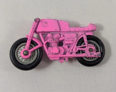 LESNEY Matchbox HONDA #7 PINK Motorcycle DIRTBIKE 2" DIECAST Metal Rare VINTAGE - Image 1 of 4