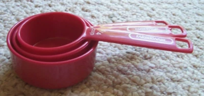 3 Farberware Plastic Measuring Cups  1/4 1/3 1/2 Cup - Image 1 of 4